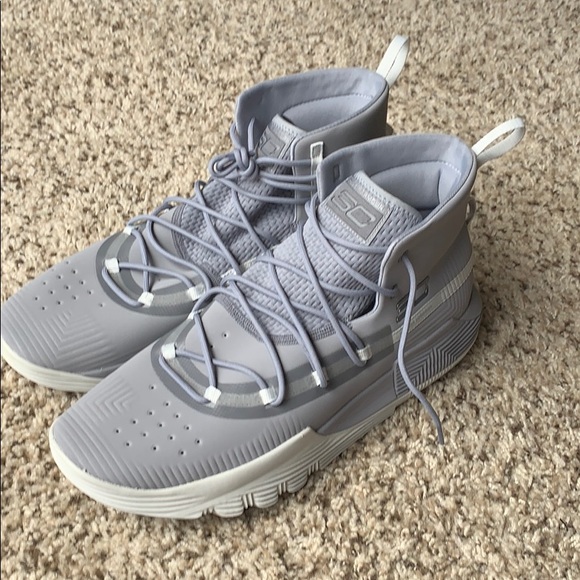 steph curry shoes size 13